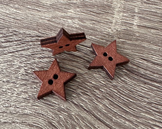 Hovedbilde Knapp Trestjerne