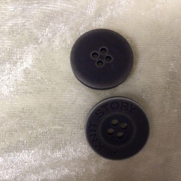 Hovedbilde Knapp A Knit Story Mørk Grå 22 mm