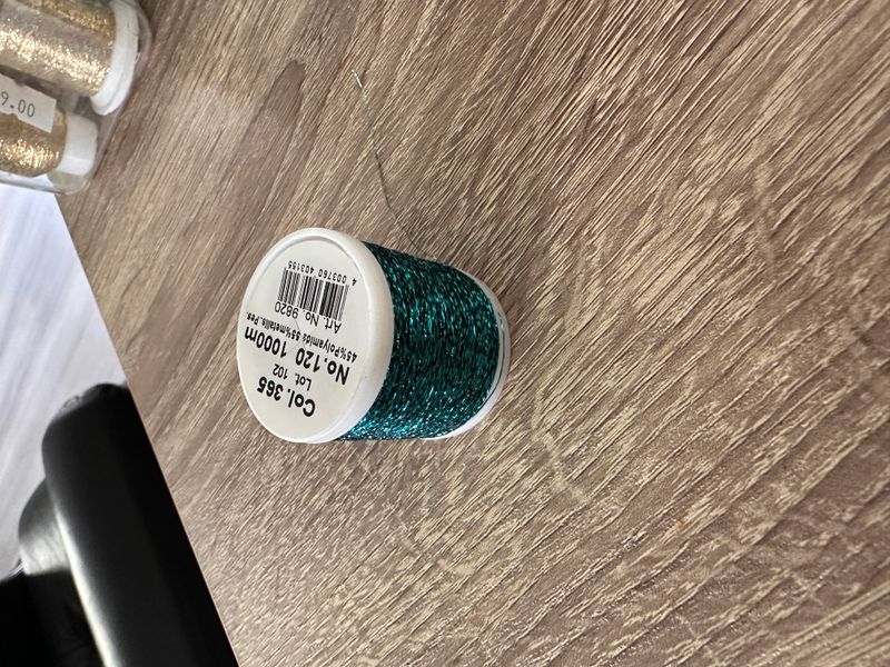 Metallic Grønn